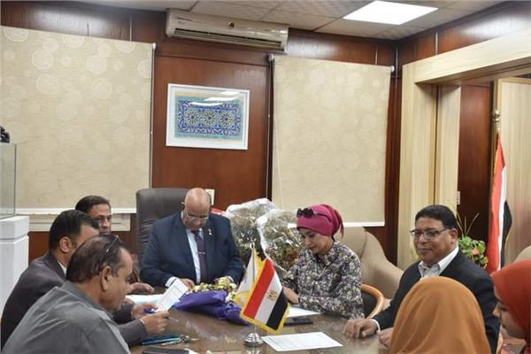 الأستاذ الدكتور حمدى محمد حسين، رئيس جامعة الأقصر