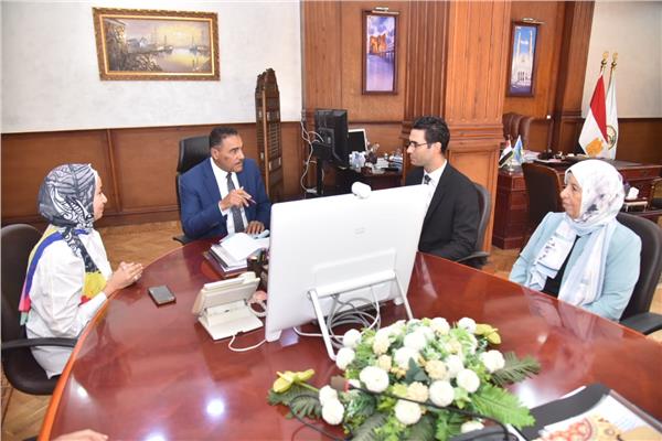 محافظ مطروح يعتمد نتيجة تقييم المشروعات الخضراء الذكية