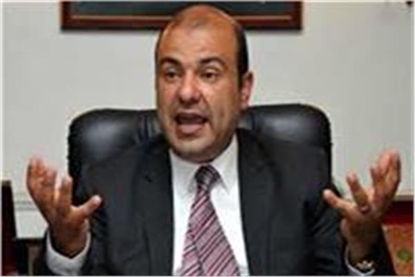  الدكتور خالد حنفي