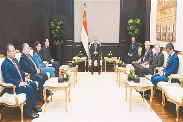 الرئيس السيسى خلال لقائه مع رئيس مجلس إدارة البنك الآسيوى للاستثمار فى البنية التحتية