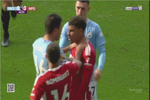 رودري يعتدي على لاعب نوتنجهام
