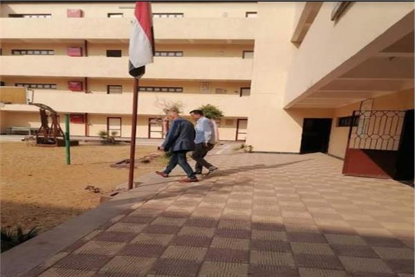 شاهد الاستعدادات النهائية للمدارس