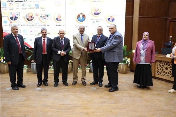  جامعة الأزهر تشيد بجهود جمعية "أصدقاء لبن الأم المصرية" 