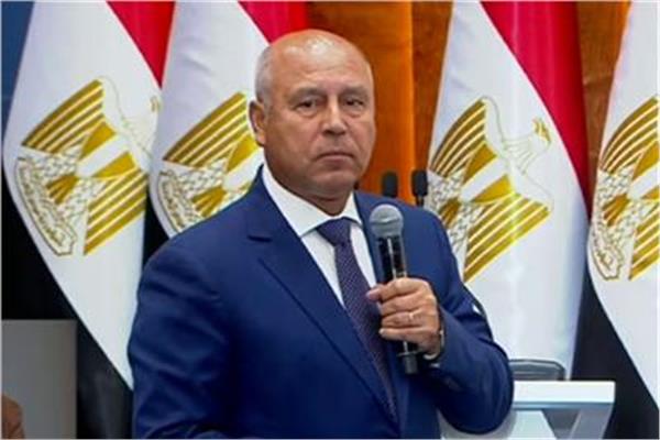 الفريق مهندس كامل الوزير وزير النقل