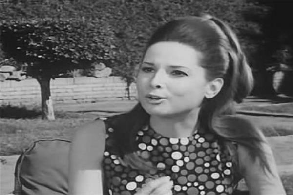  الفنانة مديحة سالم