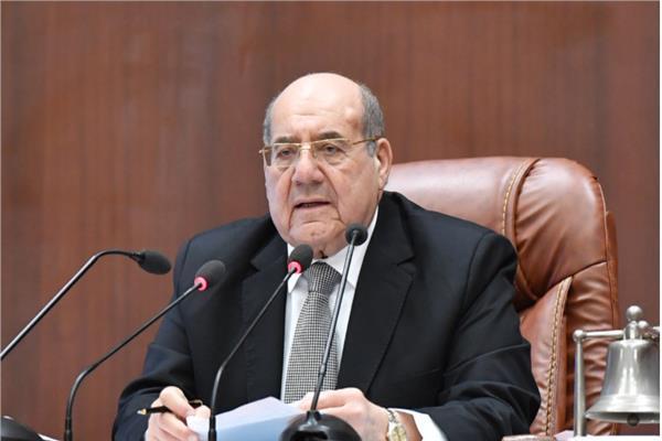 المستشار عبد الوهاب عبد الرازق  رئيس مجلس الشيوخ