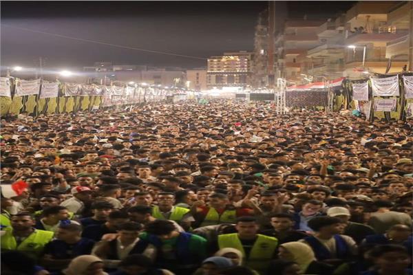 مسيرات شعبية بدمياط  لتأييد الرئيس عبد الفتاح السيسي