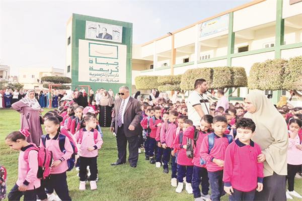 انتظام الدراسة بمدارس قرى «حياة كريمة»