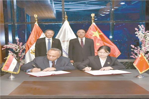 محافظ الإسكندرية يشهد توقيع البروتوكول