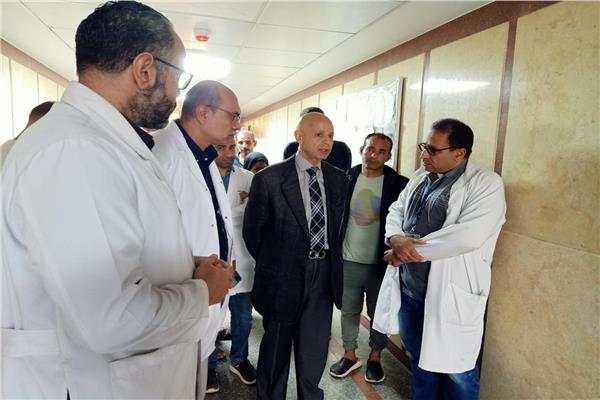 وكيل وزارة الصحة بالشرقية يتفقد مستشفى حميات الزقازيق 