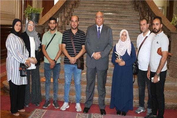 بحوث الصحراء يستقبل وفد فلسطيني
