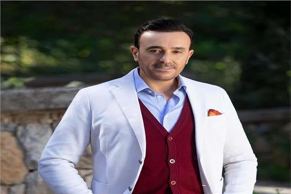  الفنان صابر الرباعي