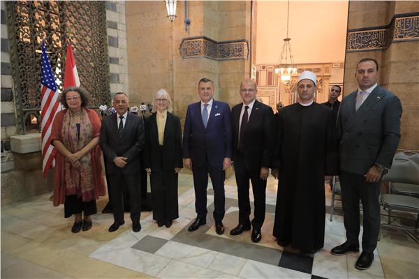 مركز زوار القبة الضريحية للإمام الشافعي