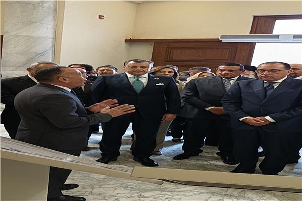 رئيس الوزراء يفتتح مشروع ترميم وتطوير المتحف اليوناني