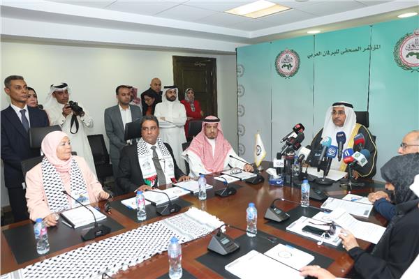 لجنة فلسطين بالبرلمان العربي 