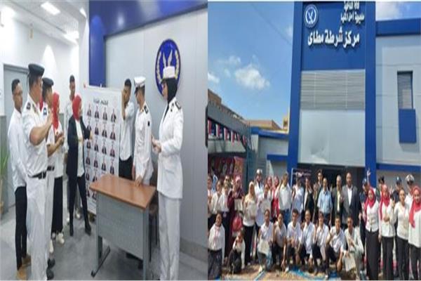 الطلاب خلال زيارة مراكز الشرطة