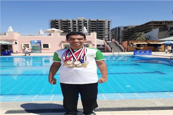 عبدالرحمن محمد شوقي