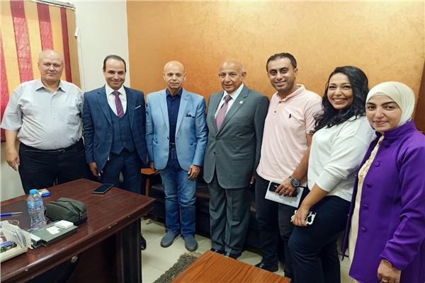 الدكتور هشام شوقي مسعود وكيل وزارة الصحة بالشرقية