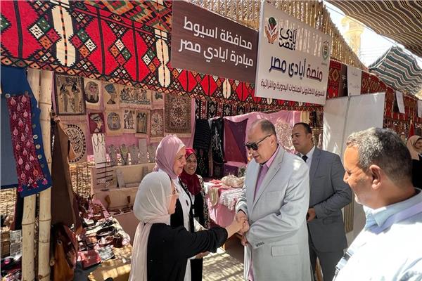 معرض " الملتقى التسويقي المصري الثالث للتمور"