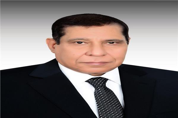  المستشار عادل عزب رئيس مجلس الدولة