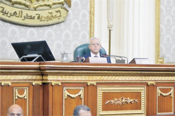 المستشار د. حنفى جبالى خلال الجلسه العامة