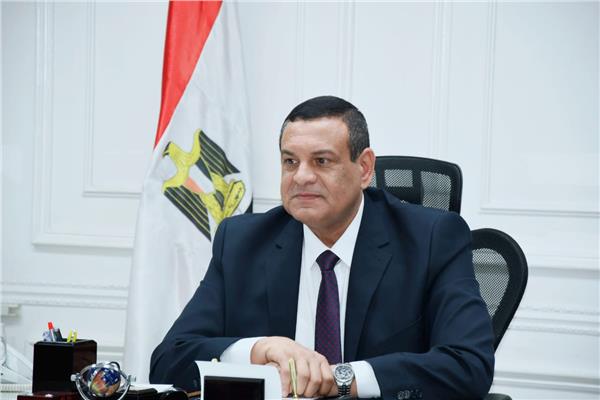 اللواء هشام آمنة محافظ البحيرة