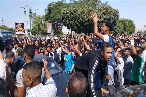 طلاب جامعة المنيا وقفة تضامنية، مع الشعب الفلسطينى