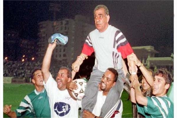 المدير الفني الراحل محمود الجوهري