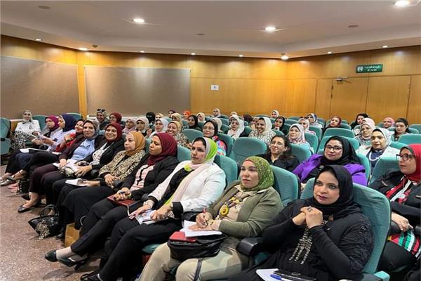 برنامج "المرأة تقود