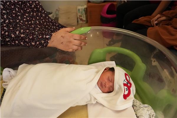 عمليات قيصرية «دون تخدير»