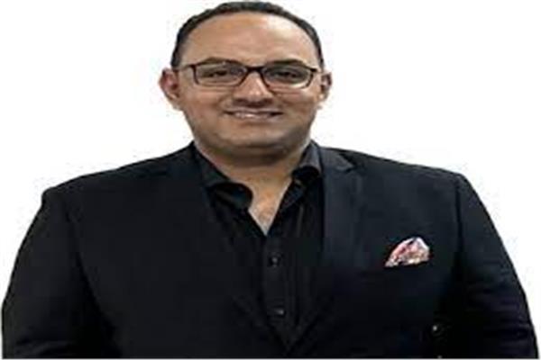  الدكتور محمد عبد الوهاب، المحلل الاقتصادي