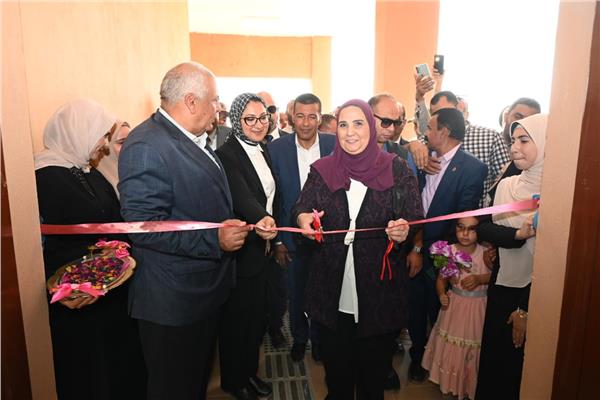 وزيرة التضامن الاجتماعي 
