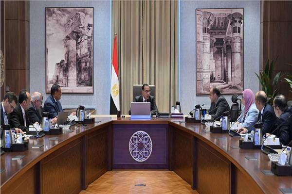 رئيس مجلس الوزراء،