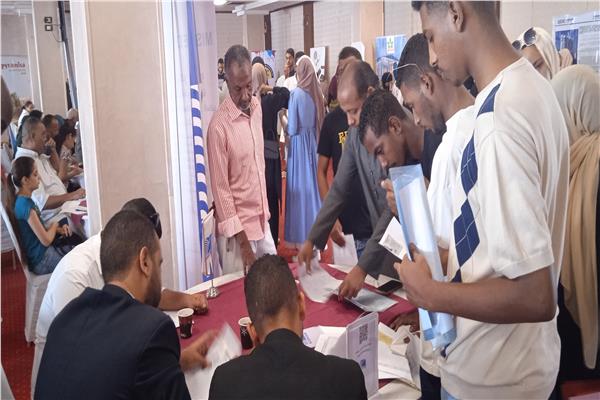 جانب من ملتقى التوظيف