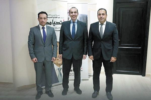 المستشار محمود فوزى يرحب بالنائب محمود حسين