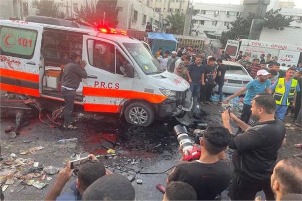 صورة من أمام مستشفى الشفاء