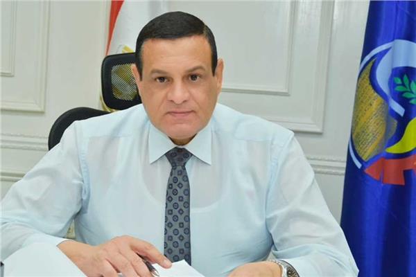 اللواء هشام آمنة وزير التنمية المحلية