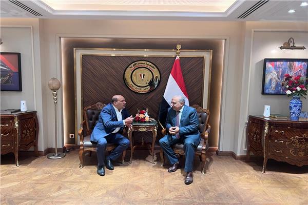 وزير قطاع الأعمال في حوار لـ«الأخبار»