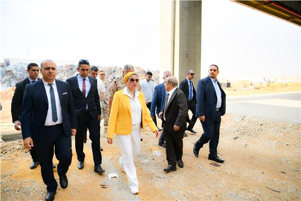 وزيرة البيئة تتفقد مصنع إنتاج الأسمدة العضوية