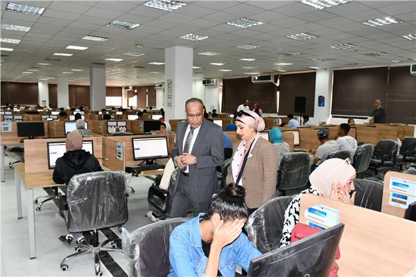 أثناء تأدية الامتحانات