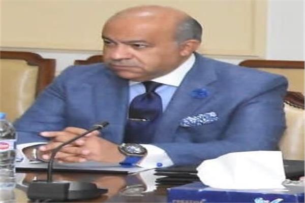 الدكتورإبراهيم عشماوي