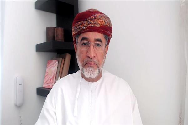 الدكتور احمد المنظرى 