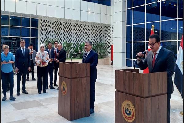 وزيرا الصحة المصرى والتركي 