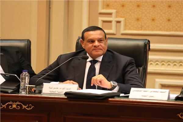 اللواء هشام آمنة وزير التنمية المحلية