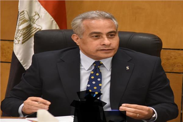 حسن شحاته وزير العمل