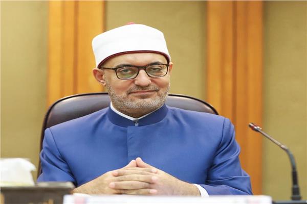  الأمين العام لمجمع البحوث الإسلامية