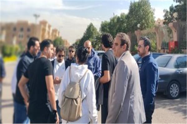 نجوم الفن في جنازة صلاح رمزي 