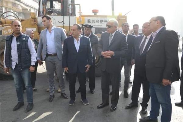 مدير أمن الجيزة أثناء تفقد سقوط كوبرى أحمد عرابى