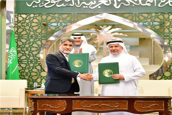 الدكتور عبدالله بن عبدالعزيز الربيعة