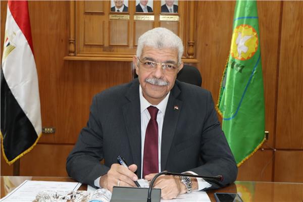 الدكتور أحمد القاصد رئيس جامعة المنوفية